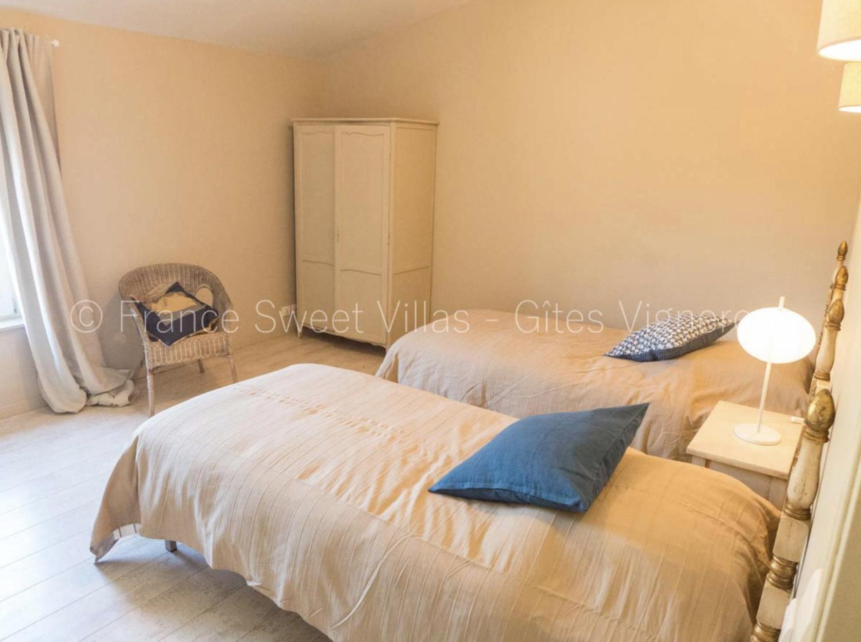 Suite Ou Chambre Privee A La Forge Des Cypres Loupia 외부 사진